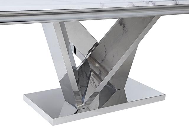 Valdevers Dining Table