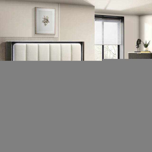 Lantrisant 5 Pc Queen Bedroom Set w/ Chest
